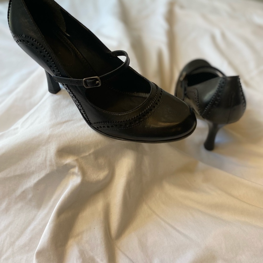 Nine West Black Leather Heels - Picture 3 of 4